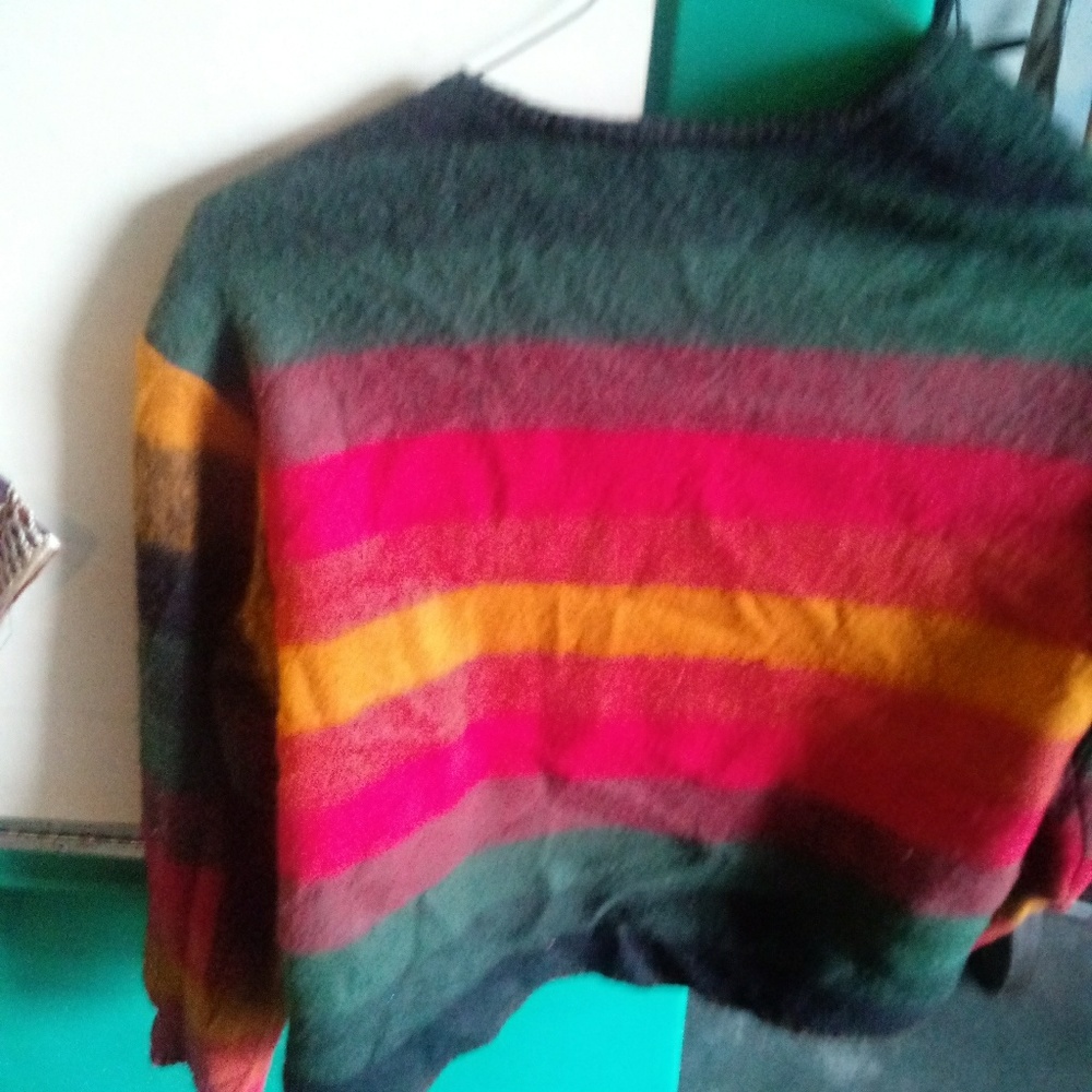 Sweater - Picture 2 of 2